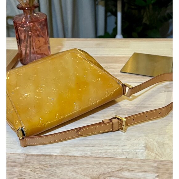 ✺ AUTHENTIC LOUIS VUITTON VERNISE THOMSPON STREET SHOULDER BAG ✺✺ - Picture 8 of 15